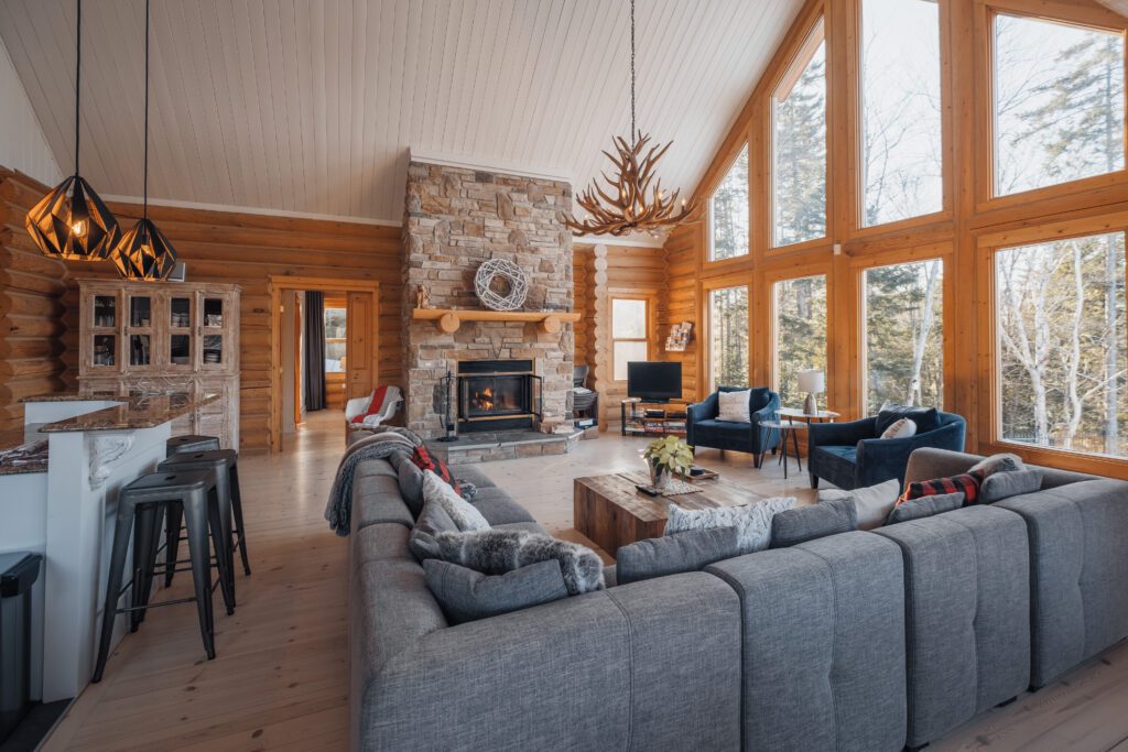 Chalet White Wolf