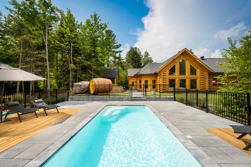 Chalet White Rabbit