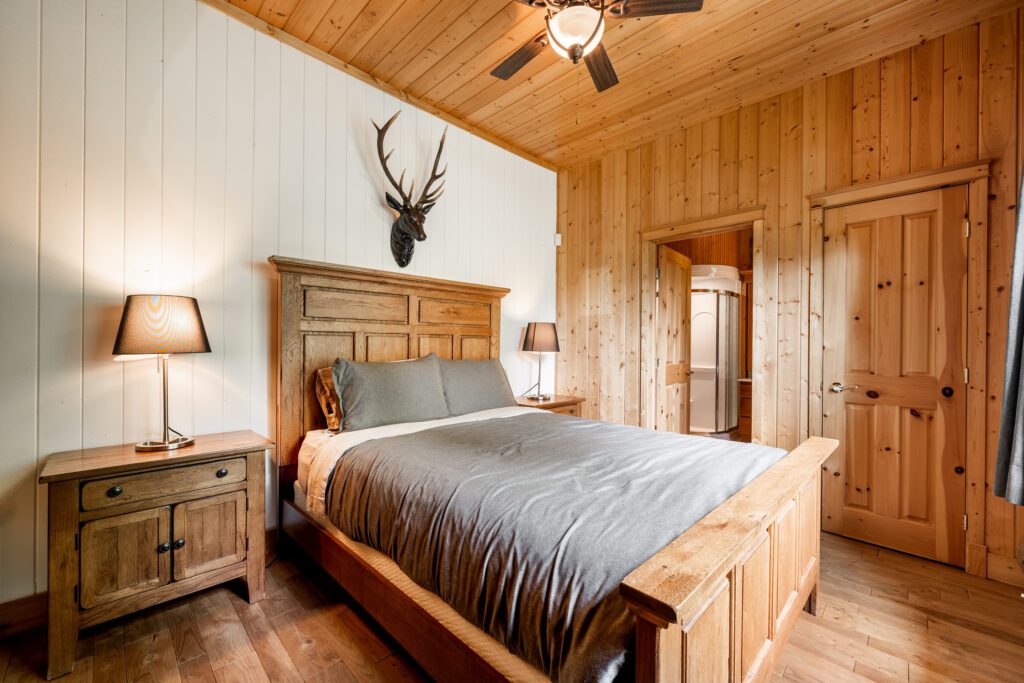 Chalet White Rabbit