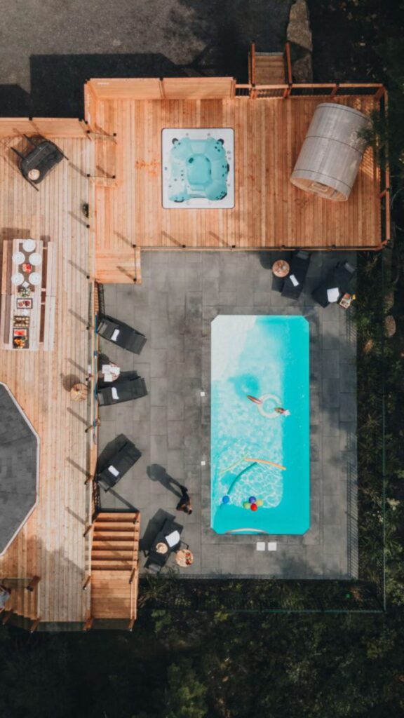 Des chalets luxueux à seulement 1h15 de Montréal. ✨ Évidemment, ce sont des Chalets Zenya. Rendez-vous au cœur du Domaine